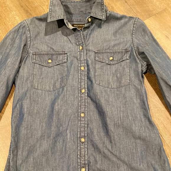 Banana Republic Blue Button-Down Denim Top, Size Small - Picture 5 of 13